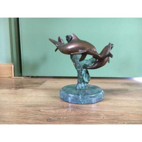 Bronzen beeld met 2 dolfijnen