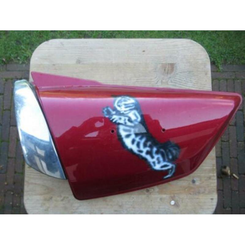Suzuki GS 450 L Bouwjaar 88 Linker en rechter zijscherm