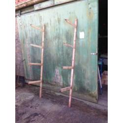 2 geconstrueerde stalen wand draagarm steunen