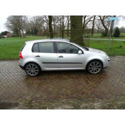 Volkswagen Golf 1.6 FSI Trendline