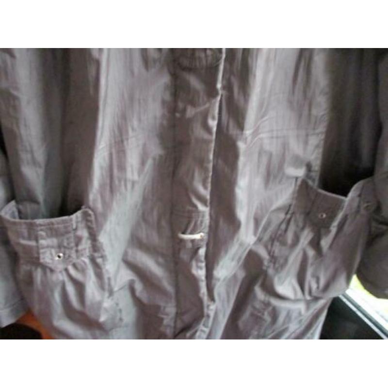 mj/ Jas/winterjas/maat 48 = 44 groen/grijs fleece voering