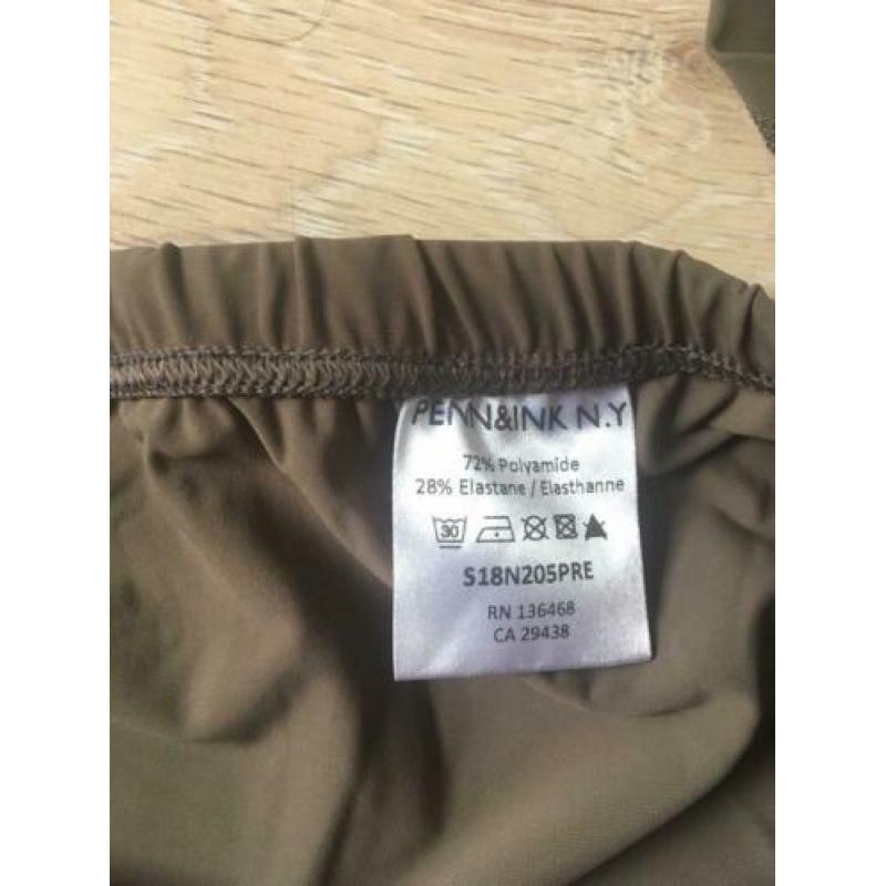 Penn & Ink travel trouser 44 Army green Nieuw