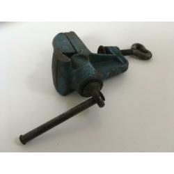 A239 Antiek metalen bankschroefje in prima staat