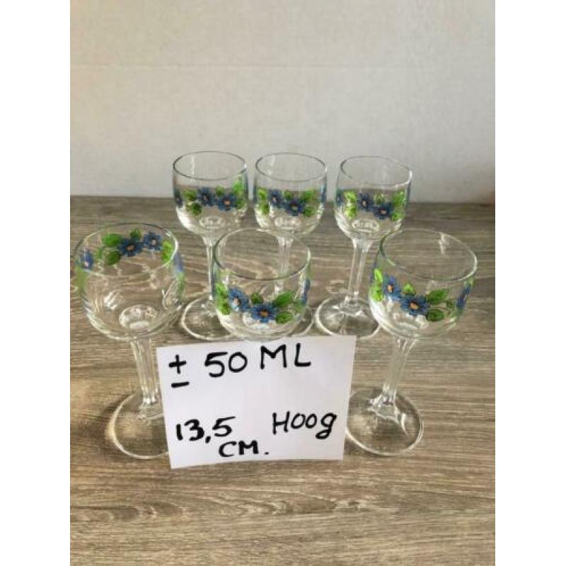 6 NIEUWE borrelglaasjes borrel glazen op voet met bloemen