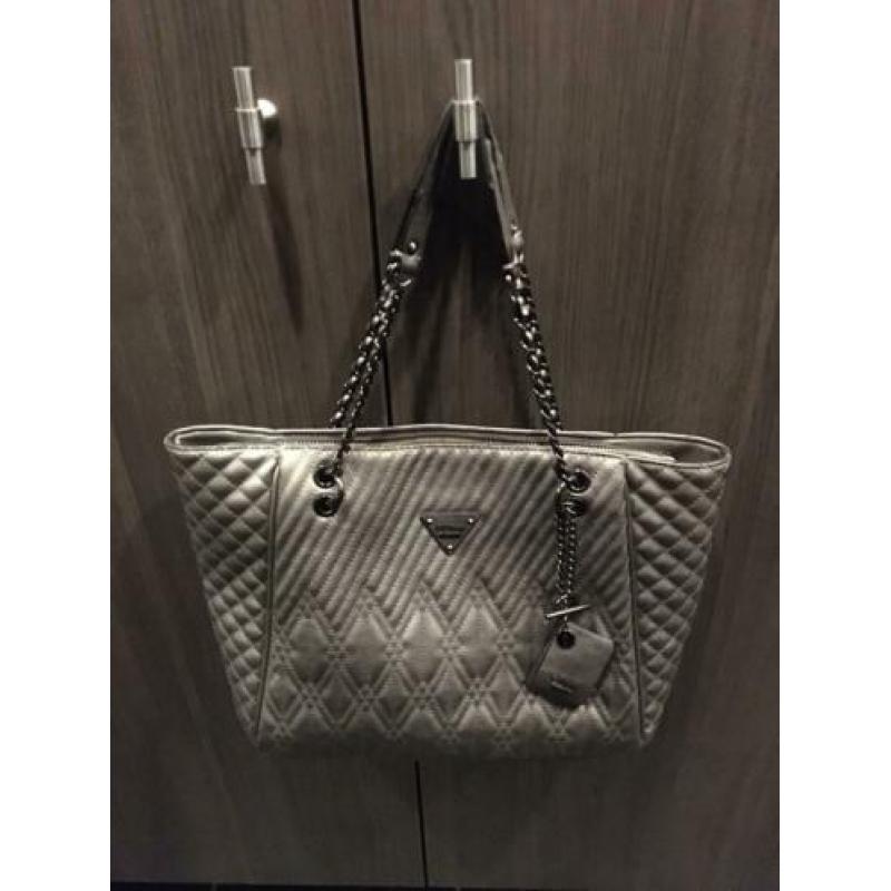 GUESS handtas
