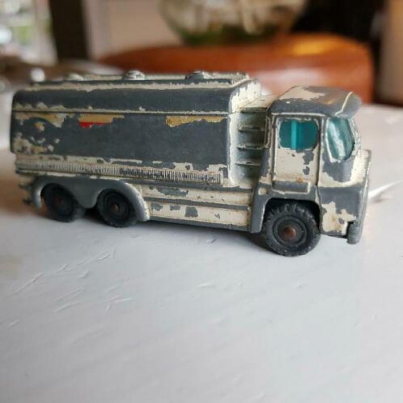 Husky Tanker ESSO