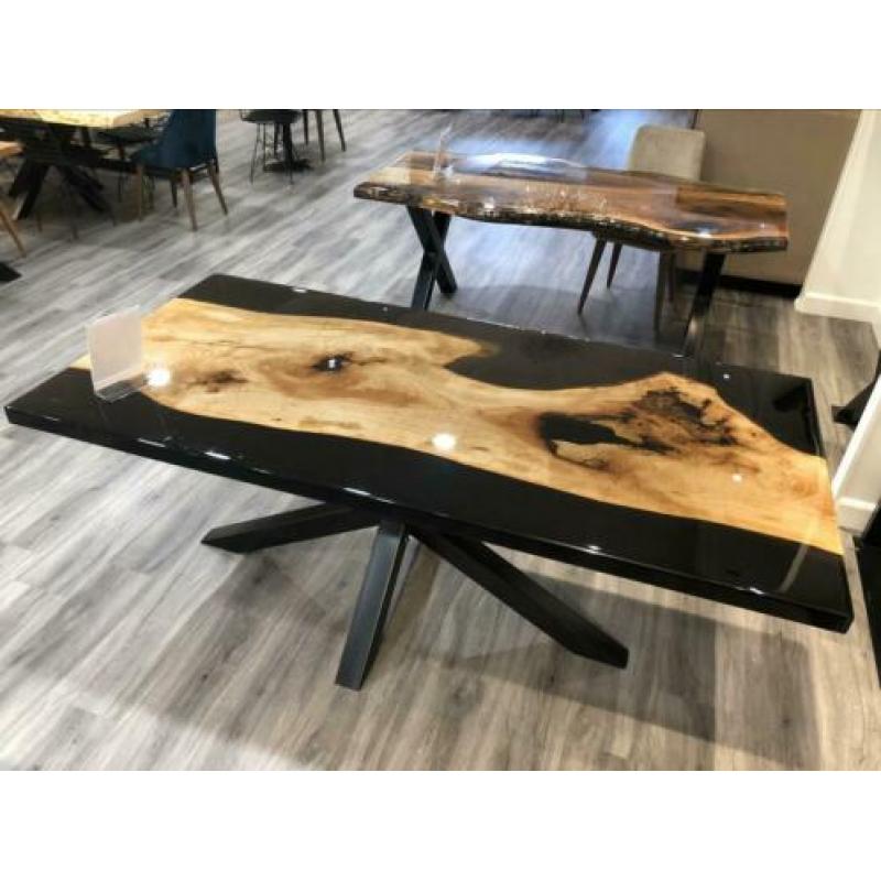 Epoxy eettafel
