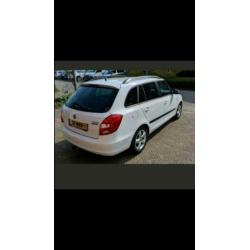 Skoda Fabia 1.2 TDI 55KW Combi 2010 Wit