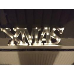 Grote kerst opruiming.Verlichting,projector,kerstman en meer