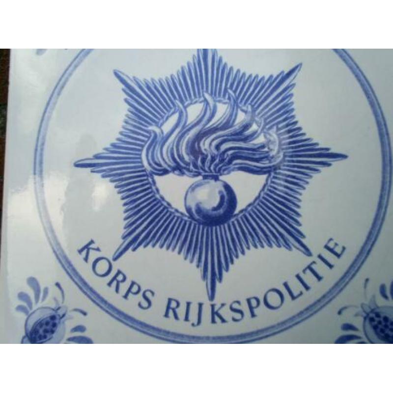 *Wandtegel Rijkspolitie 25Jaar Bestaan,1945-1970.*