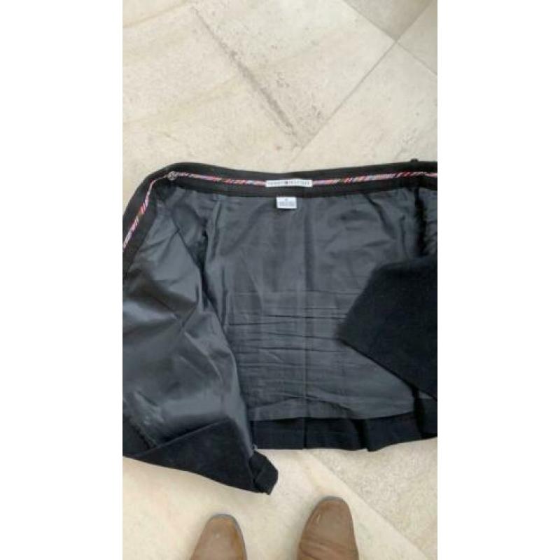Mooie zwarte wikkelrok tommy hilfiger maat 12 s/m