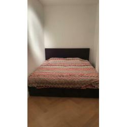 Antraciet grijze boxspring 180x200 in goede staat