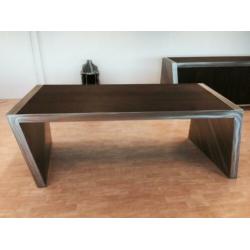 Unieke design eettafel ‘Vouw’