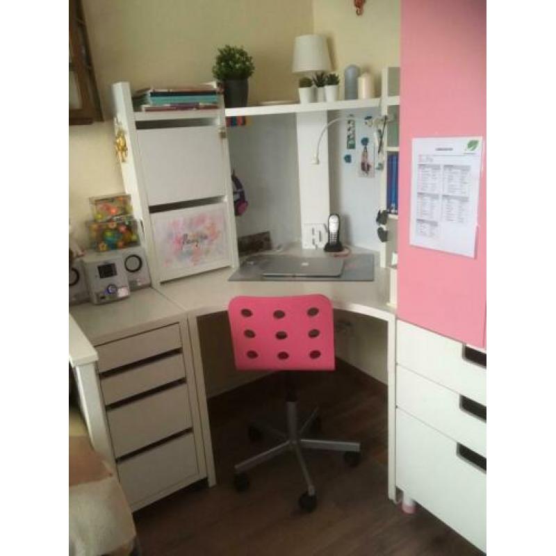 Mooie roze Ikea kinder bureaustoel