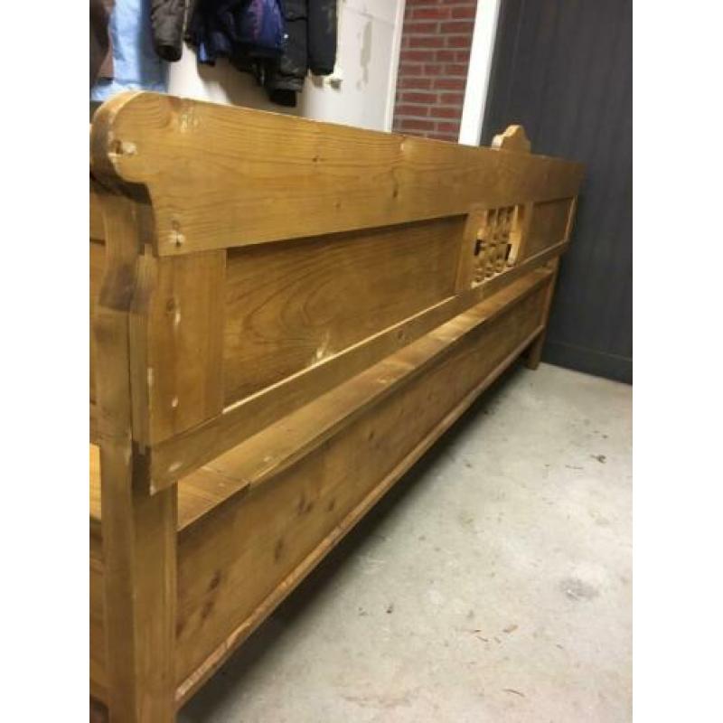 Brocante geloogd grenen klepbank