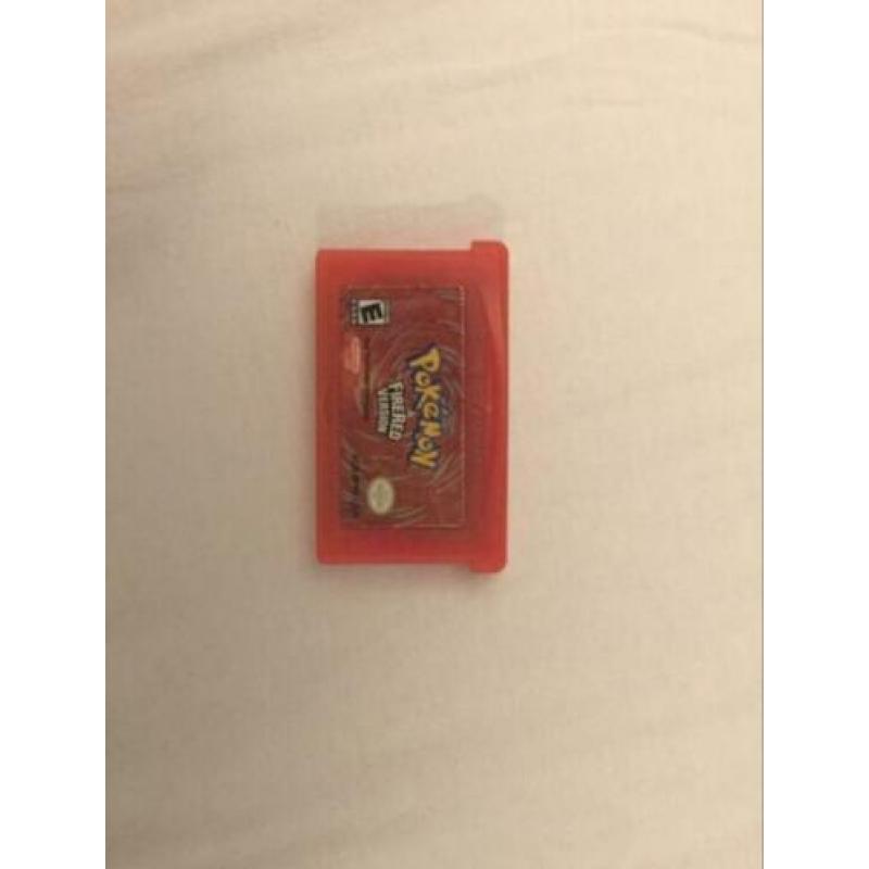 Game Boy Advance SP 001 Tribal Edition met Pokémon Fire Red