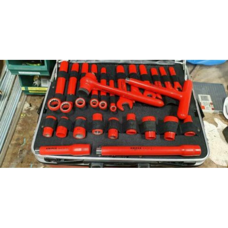 Knipex gereedschapskoffer met VDE gereedschap 1000 volt
