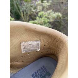 Lowa bergschoenen type B maat 6,5 (voor schoenmaat 39)