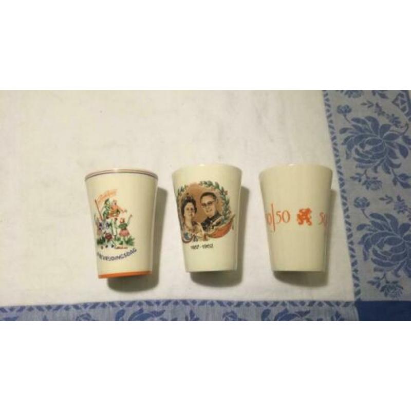 Regout, drie herinnerings bekers, koningshuis, vrede