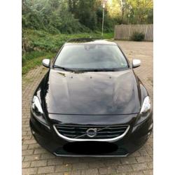 Volvo V40 2.0 D2 (Diesel) R-Design zwart nov 2015 83.000km