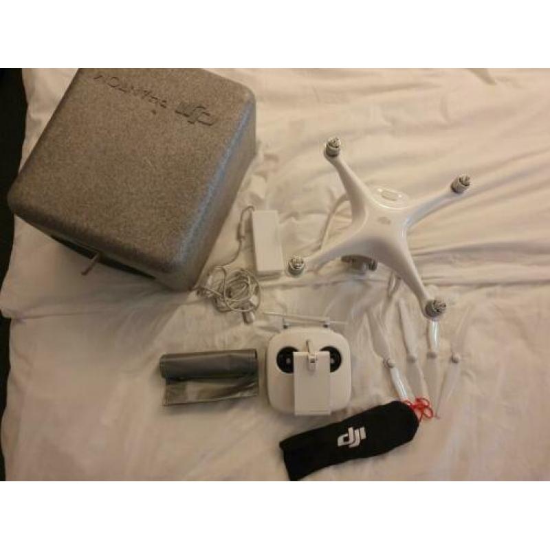 DJI Phantom 4 Drone