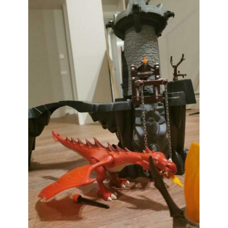 Hele grote gave kastelen set te koop met draak