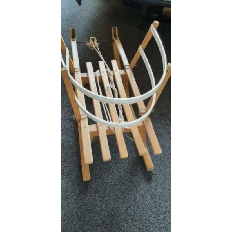 Houten slee