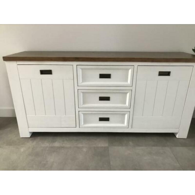 Zo goed als nieuw! Houten dressoir, tv-meubel & salontafel