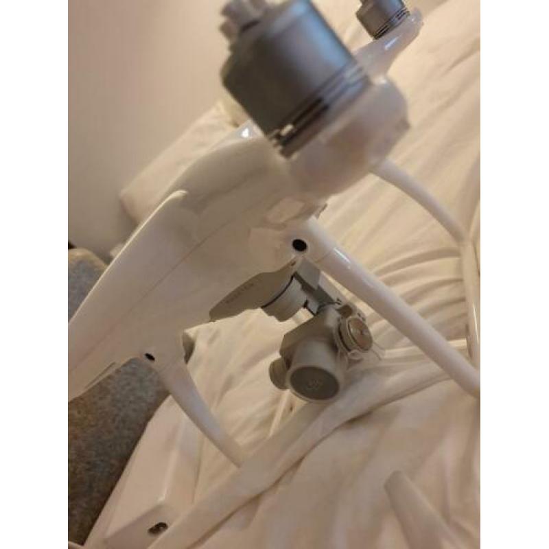 DJI Phantom 4 Drone