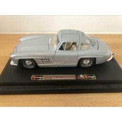 Bburago Mercedes-Benz 300 SL 1954 schaalmodel