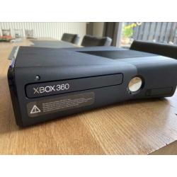 Xbox 360 spelcomputer incl. Kinect-camera