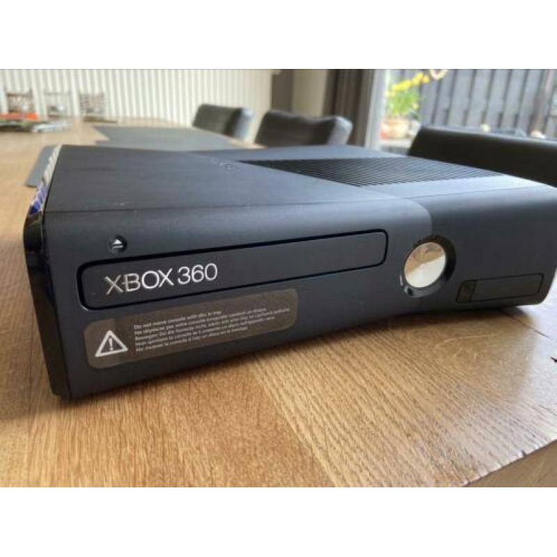 Xbox 360 spelcomputer incl. Kinect-camera