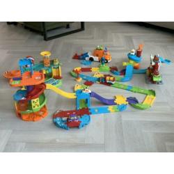 Heel veel Toet Toet garage, toren, auto etc