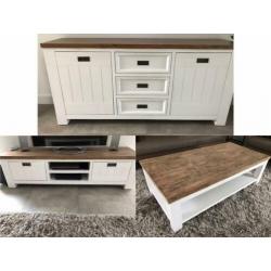 Zo goed als nieuw! Houten dressoir, tv-meubel & salontafel