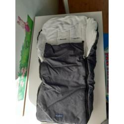 Nette voetenzak Zafiro voor kinderwagen of buggy.