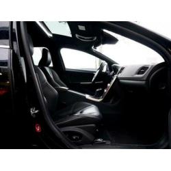 v.a. € 332 p/m | Volvo V60 €16436 2.4 D6 AWD 210kW