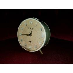 Mintgroene jaren '50 wekker van Junghans