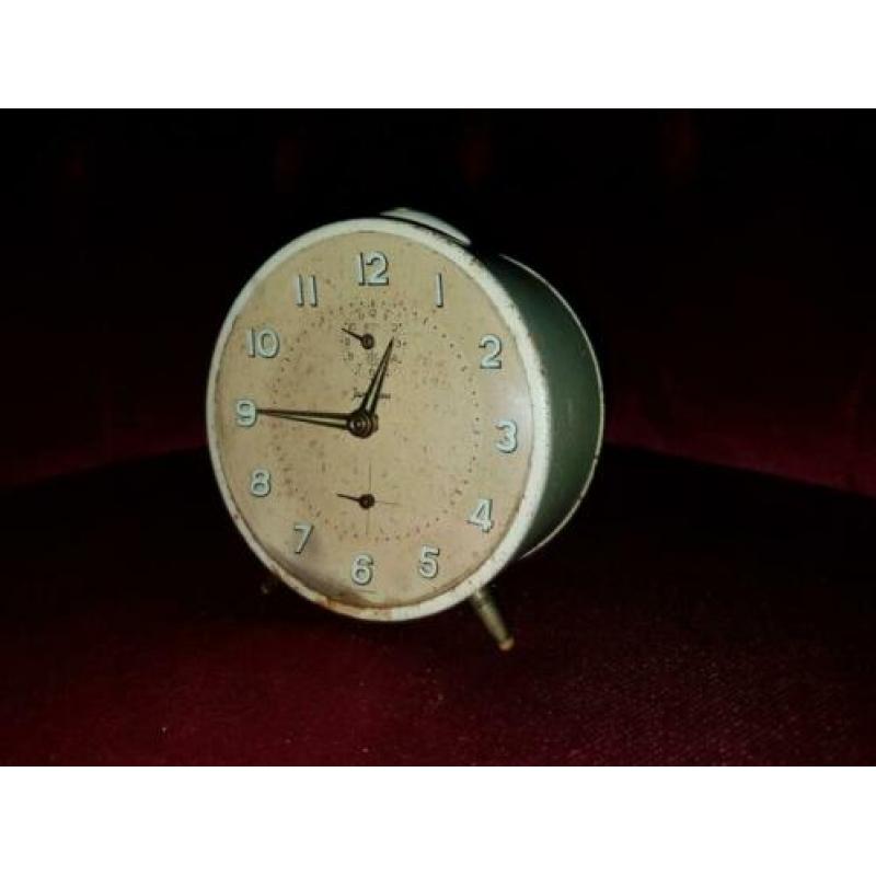 Mintgroene jaren '50 wekker van Junghans