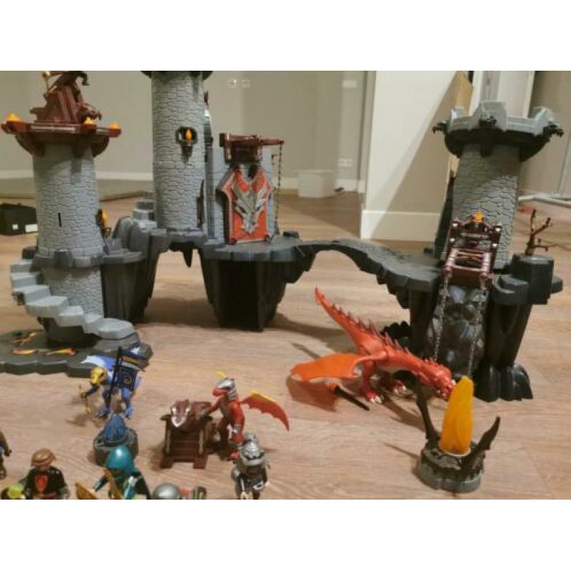 Hele grote gave kastelen set te koop met draak