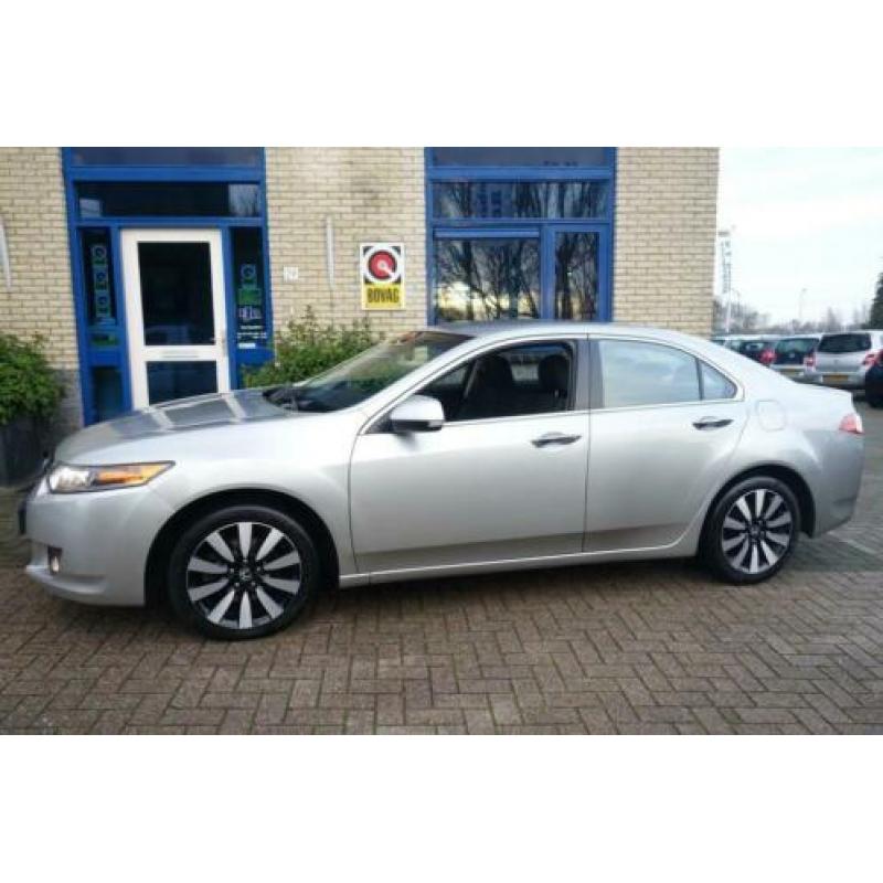 Honda Accord 2.0i Elegance -NAVI