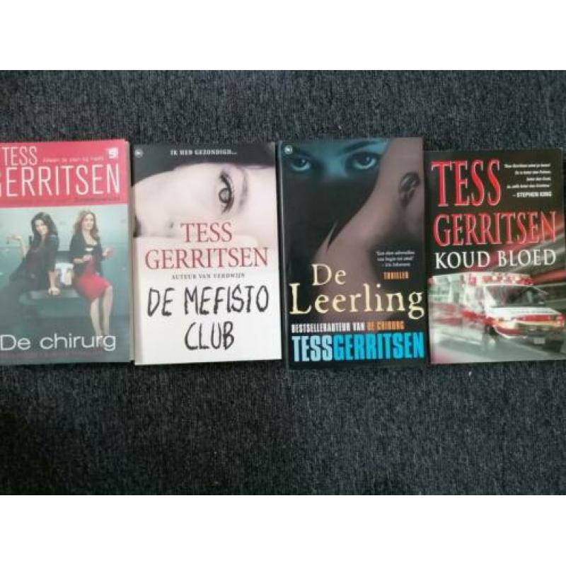 Allerlei thrillers. Prijs is per stuk