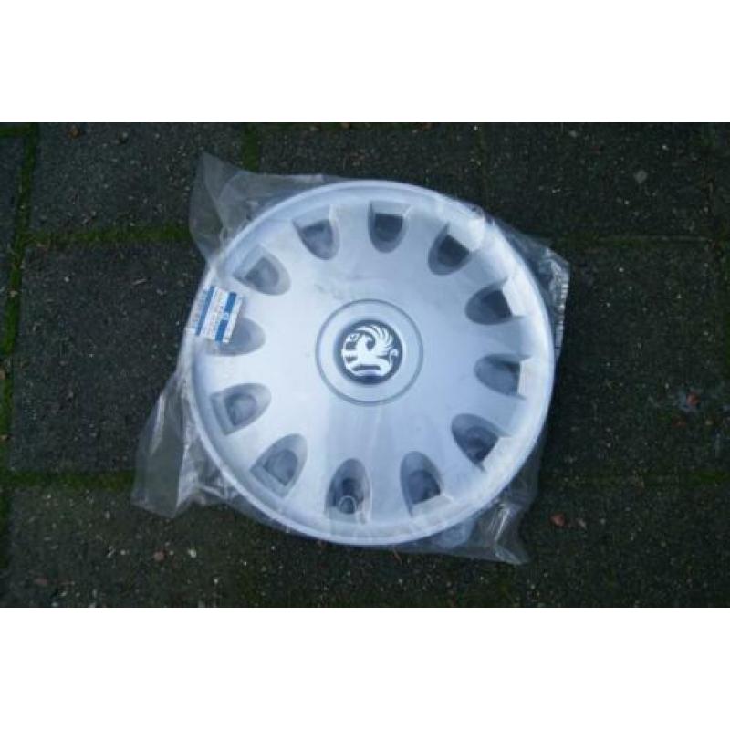 Wieldop Opel of Vauxhall Omega 15 inch (Nieuw)