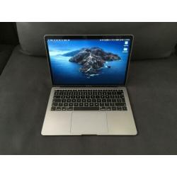 13-inch MacBook Air – spacegrijs