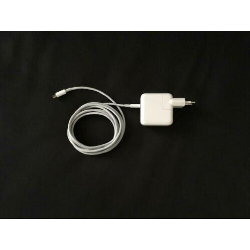 13-inch MacBook Air – spacegrijs