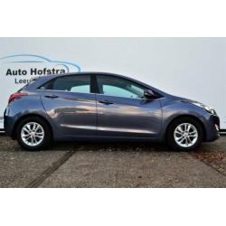 Hyundai i30 1.6 CRDi Business Edition NAVI CLIMA CAMERA PDC