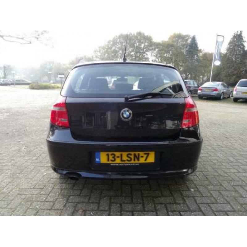 BMW 1 Serie 116i Corporate,Airco,NAV,5drsdealeronderhNL auto