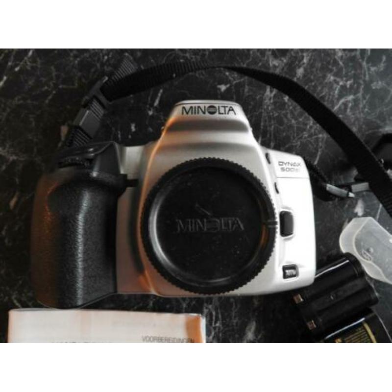 Minolta camera Dynax 500 si (nog met een rolletje)