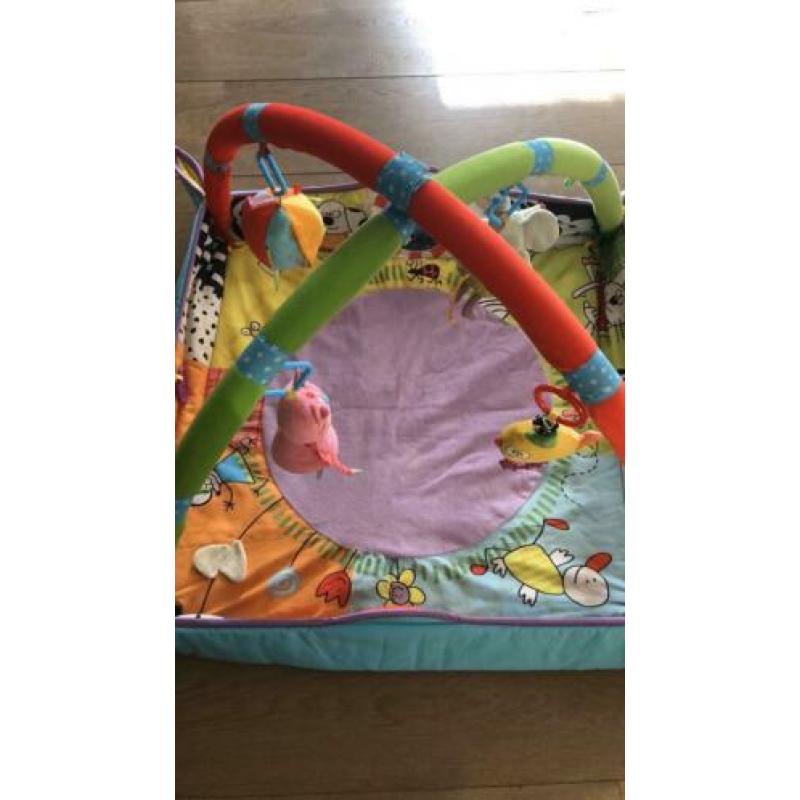 Prachtig compleet boxkleed van Taf Toys zowat nieuw nog!