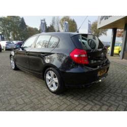 BMW 1 Serie 116i Corporate,Airco,NAV,5drsdealeronderhNL auto