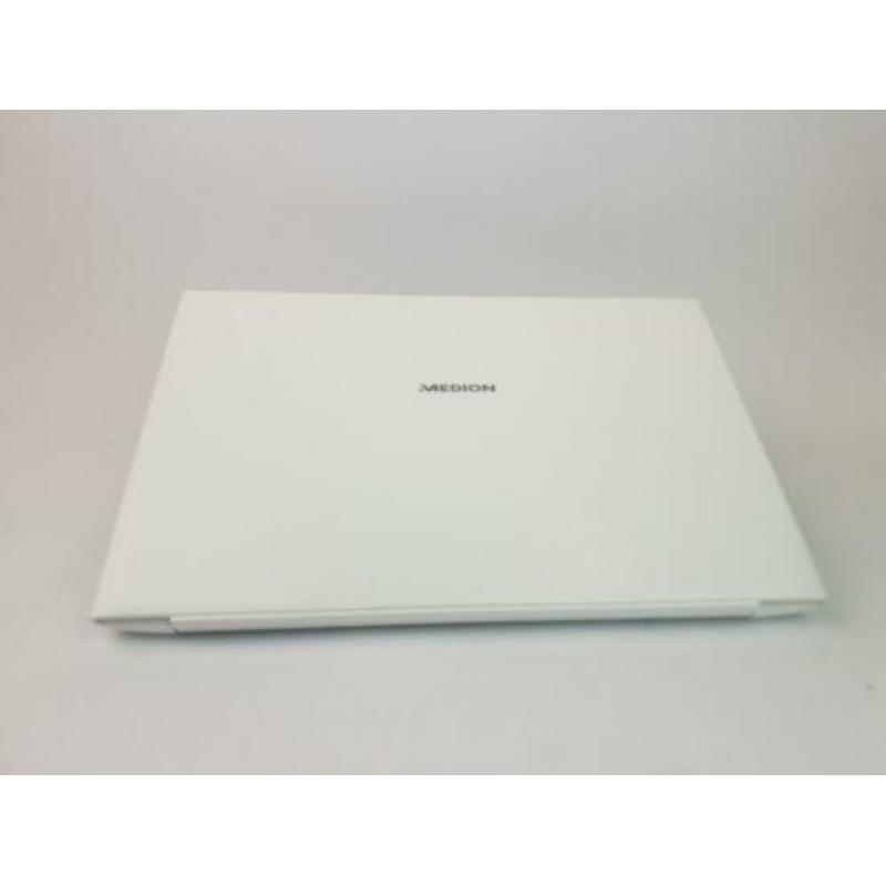 Medion S6421 -MD 60564 Laptop i3 4GB 128GB SSD - Nieuwstaat